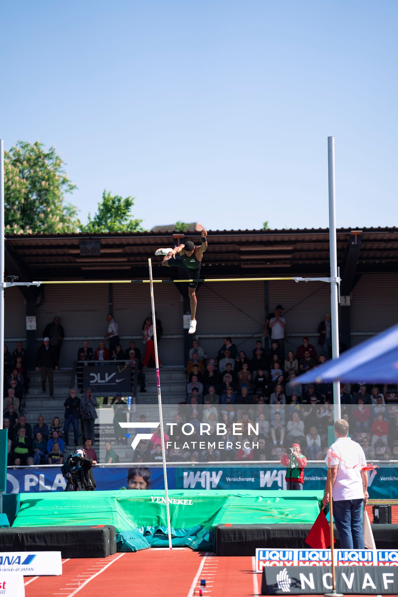 Malik Diakite (Hannover 96) beim Stabhochsprung am 08.05.2022 beim Stadtwerke Ratingen Mehrkampf-Meeting 2022 in Ratingen